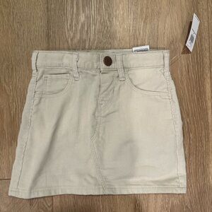 Old Navy natural colored skirt. 3T